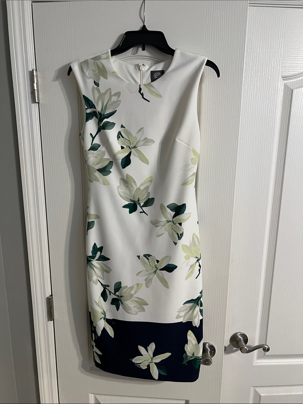 Vince Camuto White Floral Midi Sheath Dress with Navy Border